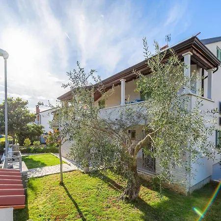 Apartment Graceful In Nature